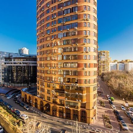 2К Квартира У Новому Будинку На 10 Поверсі, Печерськ Киев Екстериор снимка